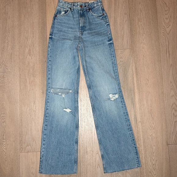 Zara High-Rise, Full Length Jeans - Picture 6 of 7